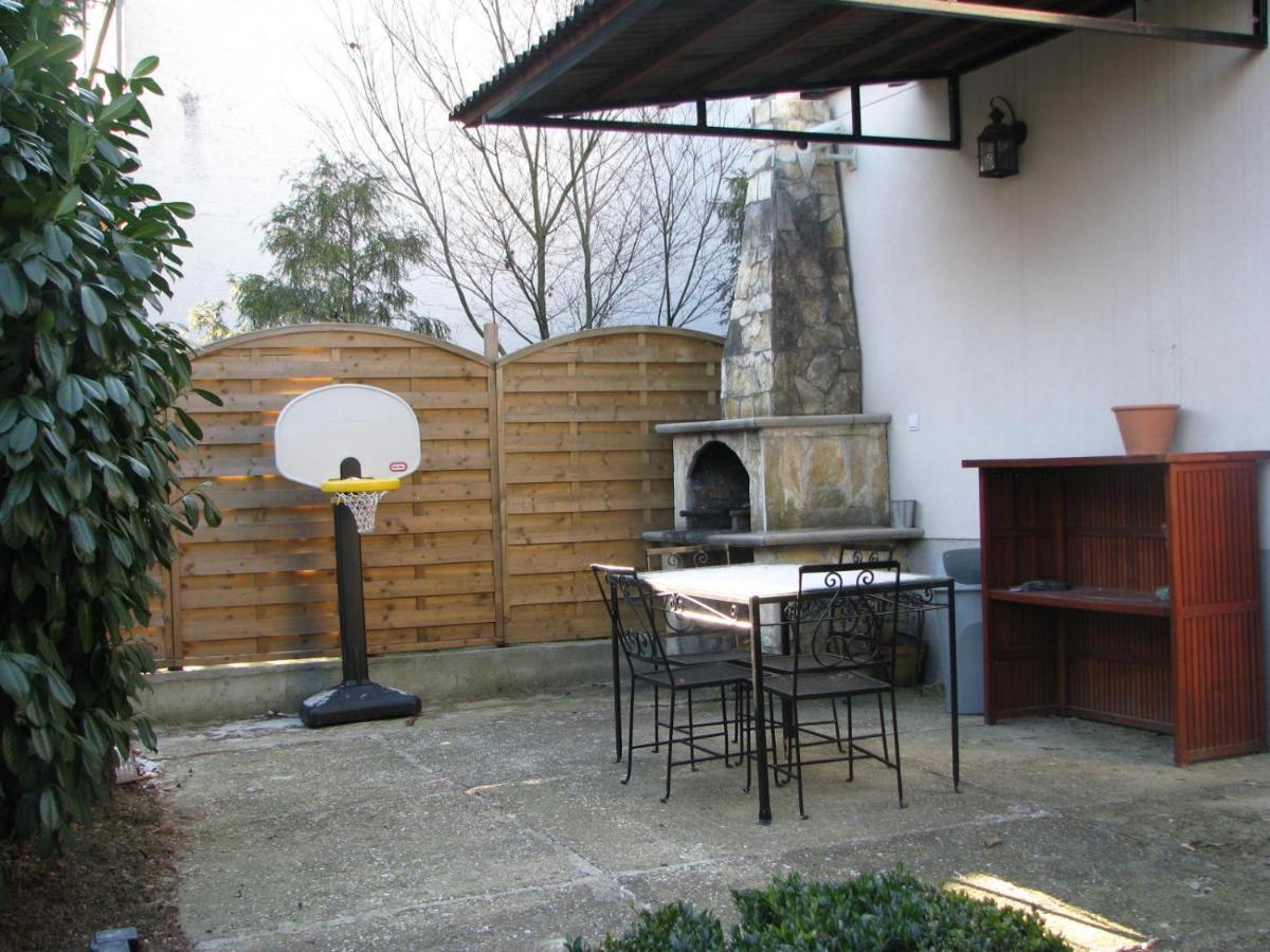 Twin-Magnolias Condo With Garden, Parking & Ev Station Zagreb Bagian luar foto