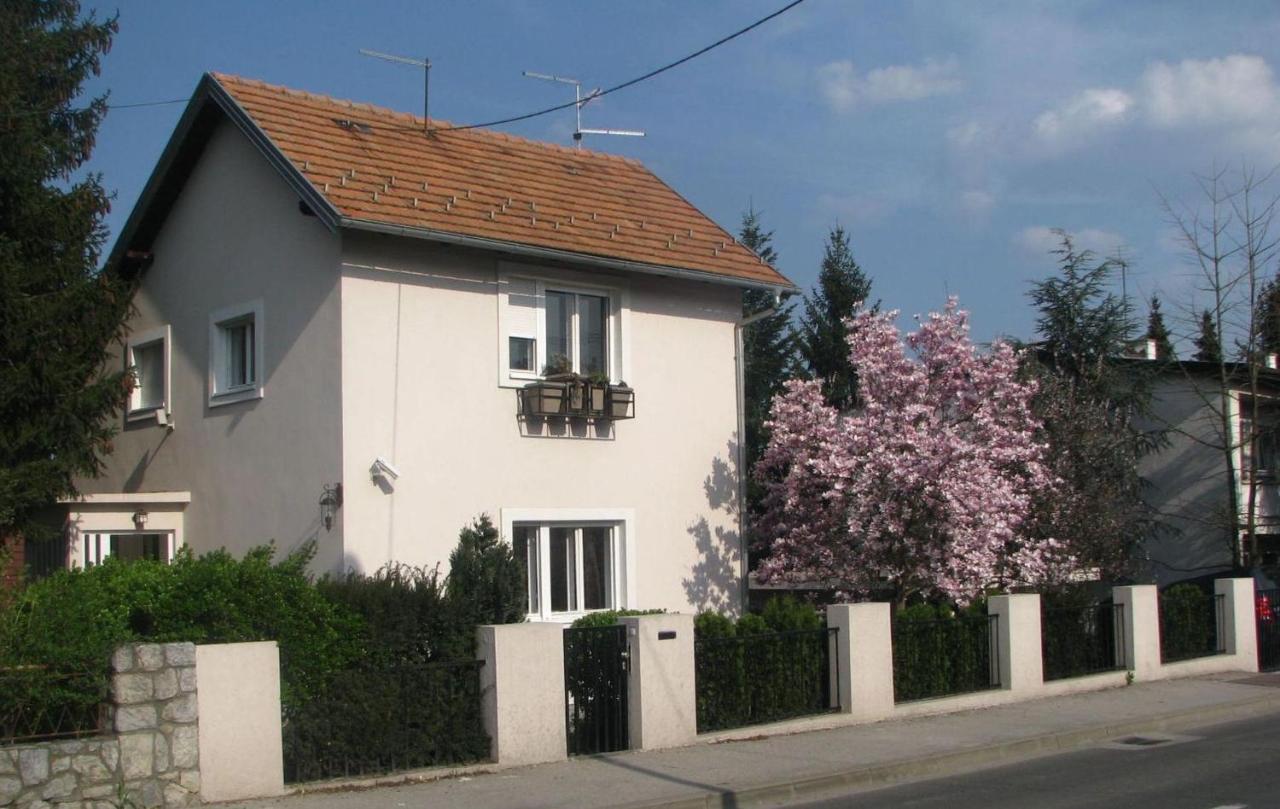 Twin-Magnolias Condo With Garden, Parking & Ev Station Zagreb Bagian luar foto